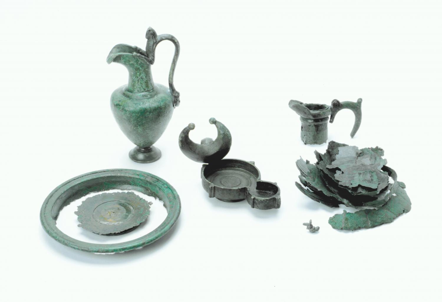 ROMAN CREMATION BURIAL OBJECTS FROM WHEATHAMSTEAD. St Albans Museums.  - Gallery -  The Hertfordshire Heritage Fund